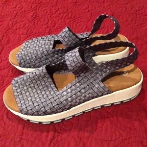 Bernie Mev Crisp Woven Platform Sandal 37